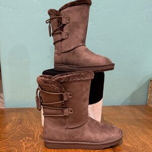 Cozy Brown Women's Boots